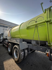 Camion de vidange des eaux usées HOWO 6x4 robuste de 20000 L avec pompe à vide pour l'aspiration des eaux usées, camion-citerne à vide pour égouts - Product Image 6