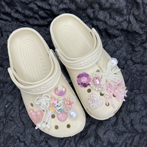 2026 New Style Women's Resin Shoe <strong>Charms</strong> Beautiful Iris Flower Colorful Flower Cluster Butterfly Bead Chain Decoration - Product Image 2