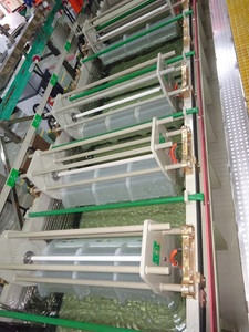 Fil de placage de baril semi-automatique à bas <span class=keywords><strong>prix</strong></span>, placage de tambour d'<span class=keywords><strong>or</strong></span> de ZInc pour le placage de vis, équipement de galvanoplastie - Product Image 2