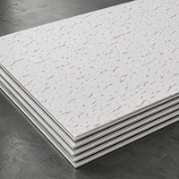 Plaques de plafond en plâtre laminées PVC avec support en feuille d'aluminium |   Panneau de plafond suspendu décoratif pour la décoration intérieure moderne