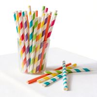 Pailles en papier jetables biodégradables au design attrayant, conçues pour une utilisation écologique