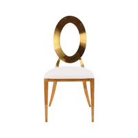 Chaise de banquet empilable moderne et élégante avec structure en métal doré et design en acier inoxydable pour événements extérieurs, villas et fêtes