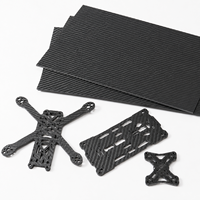 Feuille de fibre de carbone sergé mat, pressée à chaud, taille personnalisée, usinée CNC, résistante à la corrosion, pour cadre de drone FPV RC