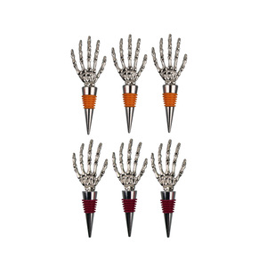 Bouchon de vin en métal en forme de main de squelette d'Halloween, bouchon de bouteille de vin sous vide réutilisable en bois souple pour bar et fête - Product Image 4