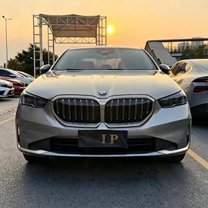 <span class=keywords><strong>BMW</strong></span> <span class=keywords><strong>Serie</strong></span> <span class=keywords><strong>5</strong></span> 530Li M Sport 8AT LHD Usata 2025 - Berlina di Lusso di Medie <span class=keywords><strong>Dimensioni</strong></span> a Benzina di Seconda Mano - Product Image 2