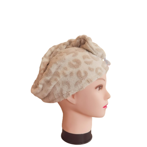 All'ingrosso della fabbrica morbido e comodo assorbente in <span class=keywords><strong>pile</strong></span> di corallo Jacquard berretto <span class=keywords><strong>per</strong></span> asciugacapelli ad asciugatura rapida <span class=keywords><strong>per</strong></span> l'uso di asciugamani da bagno <span class=keywords><strong>per</strong></span> Hotel <span class=keywords><strong>a</strong></span> casa - Product Image 4