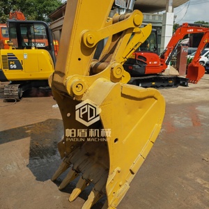 Excavatrice sur chenilles d'occasion CAT 315, modèles 315D et 315D2GC, 15 tonnes, hydraulique, avec certifications CE et EPA. - Product Image 2