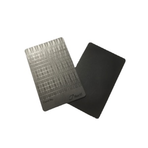 IC Black Card พร้อมหมายเลข UV สลักนามบัตรสีดำพร้อมไฟ LED <span class=keywords><strong>QR</strong></span> รหัสที่ไม่ซ้ำกันลิงก์ URL - Product Image 6