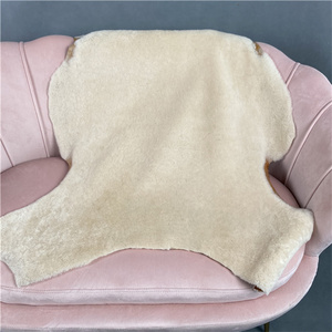 Vera Pelliccia di Agnello con Fodera in Lana, Pelle di Pecora a Pelo Corto - Product Image 4
