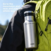 Mug isotherme sport pour homme, bouteille d'eau en acier inoxydable à isolation sous vide, légère, portable, pour la randonnée en plein air, isolation thermique