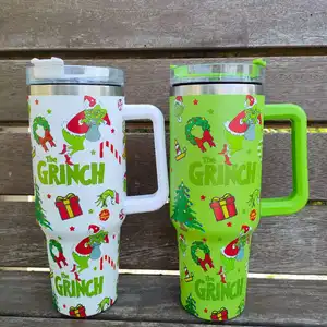 Comemore a temporada de Natal com o presente exclusivo Grinch Cup e o Tumbler personalizado gratuito