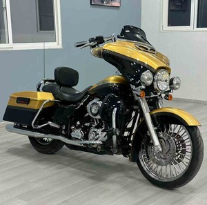 Harley-Davidson Road Glide de 1600 cc, Motocicleta Cruiser de Turismo Premium Fabricada en EE. UU. para Viajes Deportivos y de <span class=keywords><strong>Ocio</strong></span>, Extremadamente Potente - Product Image 4