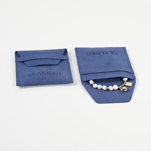 GLAMPKG Custom Logo <b>Envelope</b> <b>Gift</b> Pouch Bracelet Bangle Packaging Pouch Dust Bag Earing Microfiber Pouches - Product Image 1