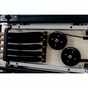 Torre Professionale per Pilates in Alluminio, Resistente e Portatile con Molle Regolabili per Esercizi Fisici e Uso in Studio Pilates - Product Image 5