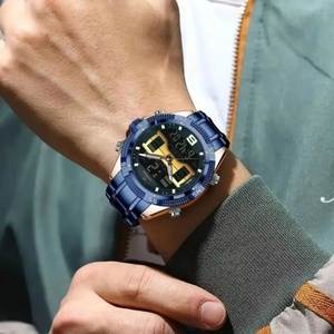 Montre-bracelet tendance pour homme, chronographe avec alarme, LED lumineuse, affichage de la date et du jour, montre sport pour homme, montre numérique électronique à quartz pour homme - Product Image 4