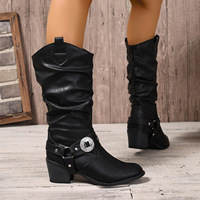 Bottes mi-mollet froncées pour femme, tige en PU, doublure en maille, talon carré, multiples sangles décoratives, boucle métallique ornementale, languettes de traction