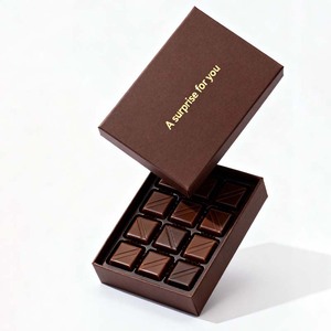 Caja Magnética Cuadrada Rígida Reciclable de 2 mm de Grosor, Personalizada y Elegante, para Empaque de Chocolate - Product Image 3