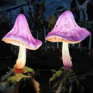 Luz LED Impermeable IP65 con Forma de Hongo de Resina Morada Realista, con Detalles Pintados a Mano, para Uso en Jardín y Parque al Aire Libre - Product Image 2