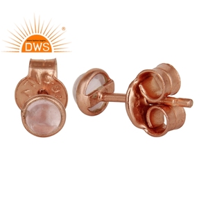 Pendientes minimalistas de Calcedonia rosa, pendientes de tuerca de plata de ley chapada en oro rosa de 18k, joyería - Product Image 3