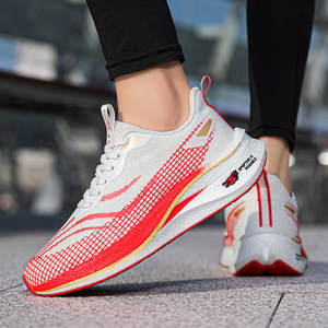 Chaussures de course pour hommes, respirantes, à semelle en carbone, en maille tissée, antidérapantes, légères, à lacets, souples, pour la course à pied, la remise en forme et la marche - Product Image 4