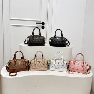 Nouveau <span class=keywords><strong>sac</strong></span> fourre-tout grande capacité pour <span class=keywords><strong>femme</strong></span>, <span class=keywords><strong>sac</strong></span> à main et <span class=keywords><strong>sac</strong></span> bandoulière - Product Image 1