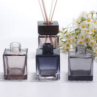 Haute qualité carré Transparent 50ml 100ml 150ml bouteille de diffuseur en verre pour l'aromathérapie parfum de roseau pour les soins de la peau air frais