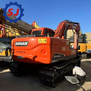 Excavatrice Doosan DX140LC-9C d'origine coréenne, 90% neuve, avec peu d'heures de fonctionnement - Product Image 3