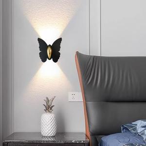 Lampe murale papillon d'intérieur transfrontalière, lampe murale à capteur pour chambre et salle de bain, sans perçage, à induction magnétique, modèle rechargeable - Product Image 4