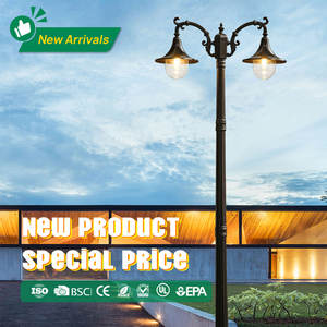 Éclairage extérieur à guichet unique Lampadaire de jardin LED européen à 2 têtes Cote IP65 Certification CE Lampadaire vintage 60w - Product Image 1