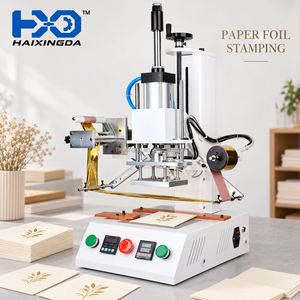 Prensa térmica para grabado en relieve en caucho de silicona con ajuste de presión de aire, molde térmico y operación automática de rollo de lámina. - Product Image 3