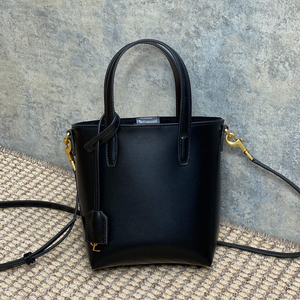 Lujosa bolsa de elementos metálicos, forma única, estilo de moda personalizado - Product Image 3