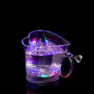 Bán buôn mặt pha lê LED tự động cảm ứng Flash trang trí nội thất Mug nước nhấp nháy cốc ánh sáng cho các bên - Product Image 5