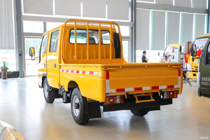 Camionnette basculante latérale Isuzu 3,5 tonnes 4x2 neuve à vendre aux Émirats arabes unis, avec système de caméra et véhicule de transport clôturé - Prix - Product Image 4