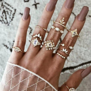 Anillo de Mujer Vintage para Boda, Festival, Estrella, Luna, Cristal - Product Image 6