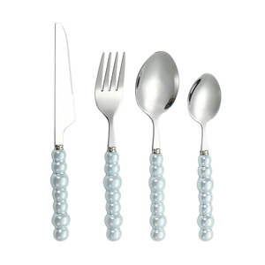Juego de Cubiertos de Acero Inoxidable con Mango de Cerámica Perla, Cuchillo, Tenedor y Cuchara, en Caja de Regalo, para Postre y Carne - Product Image 5
