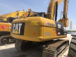 รถขุดตีนตะขาบมือสอง Caterpillar ของแท้จากจีน รุ่น 320C ขนาด 12 ตัน ปี 2016 กำลัง 125 กิโลวัตต์ บุ้งกี๋ขนาด 1 เมตร - Product Image 4