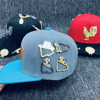 Épinglette de chapeau en émail de la série mexicaine personnalisée avec cadre en strass