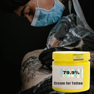 Crème de soin après tatouage Fougera Vitamine A&D Anti-cicatrices pour la réparation des tatouages et le soin après maquillage permanent - Product Image 1