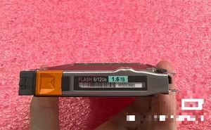 D4F-2SFXL2-3840 3.84T 12Gb SAS SSD 005053158 dahili Unity380/480/680/880 D4F-D2SFXL2-3840 sunucu Metal kabuk 2.5 "500-600 MB/s - Product Image 3