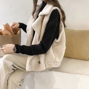 Femmes automne hiver une pièce <span class=keywords><strong>fourrure</strong></span> d'agneau daim Cardigan gilet ample <span class=keywords><strong>sans</strong></span> manches tricoté veste Style décontracté - Product Image 3