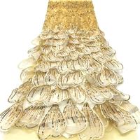 Tissu en dentelle de tulle de luxe écologique, lourdement orné de perles et de paillettes, dentelle française perlée pour robe de mariée et de soirée