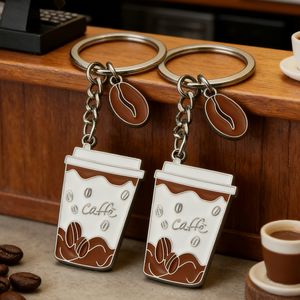 Llavero de Café Personalizado OEM, Llavero de Aleación de Zinc con Esmalte Color Pantone, para Regalos Promocionales de Cafeterías - Product Image 1