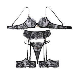 Ensemble de lingerie féminine sexy de style européen et américain, perspective super sexy, ensemble complet de dentelle fantaisie, luxueux et sexy, quatre pièces - Product Image 2