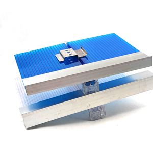 <span class=keywords><strong>Plaque</strong></span> <span class=keywords><strong>de</strong></span> fixation en <span class=keywords><strong>polycarbonate</strong></span> industrielle économique pour toitures d'hôpitaux et d'entrepôts - Écologique et durable - Vente en gros - Product Image 5