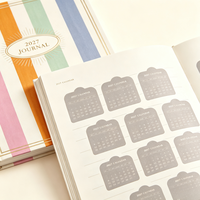 Agenda annuel rayé couleur macaron 2027 avec logo personnalisé, couverture rigide, journal, agenda, cadeau personnalisé