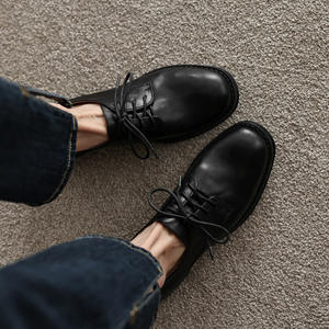 Chaussures de bureau décontractées pour hommes de haute qualité, en cuir véritable artisanal, chaussures habillées, chaussures Oxford, style rétro - Product Image 4