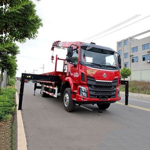 Dongfeng 4*2 Lifting Transport Truck Fitted with Changxing 8-ton Telescopic Boom, Strong <b>Power</b> Output, Quick Acceleration - Product Image 3