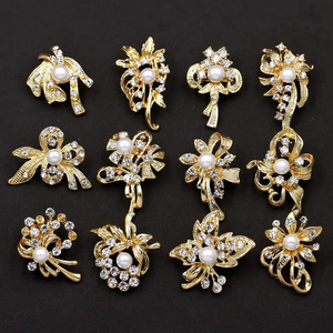 Broches de perlas de cristal para ramos de boda DIY o alfileres de decoración de invitación - Product Image 1