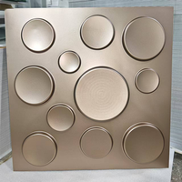 Panneaux muraux 3D en PVC légers, durables et modernes, garantie 3 ans, installation facile pour la cuisine, la salle de bain, le salon, la rénovation d'hôtel