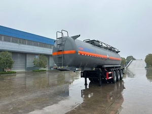 Semi-remorque de transport à trois essieux, 45 m³, résistante à la corrosion, avec un réservoir en acier au carbone pour le transport de liquides chimiques - Product Image 3